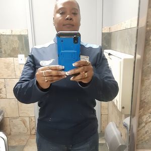 Meet your Posher, Riss